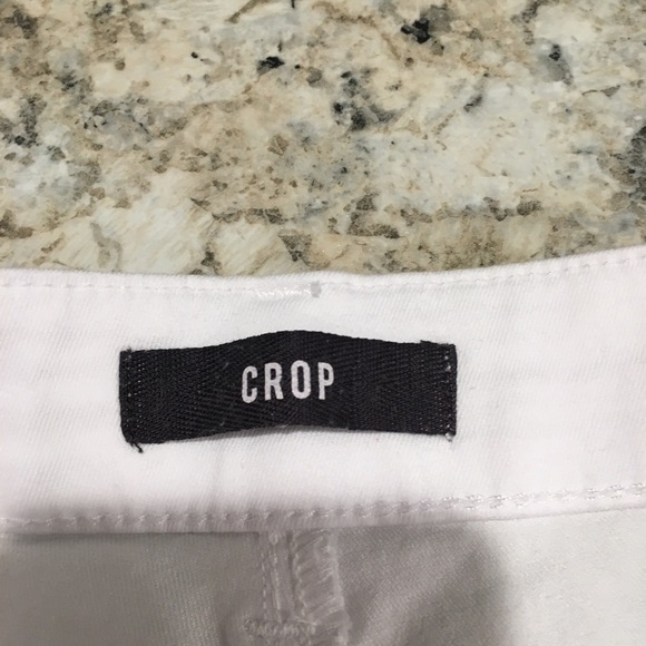 HP #106🎉🎉🎉 Crop white capris US Sz 16 by M&S - Picture 2 of 7